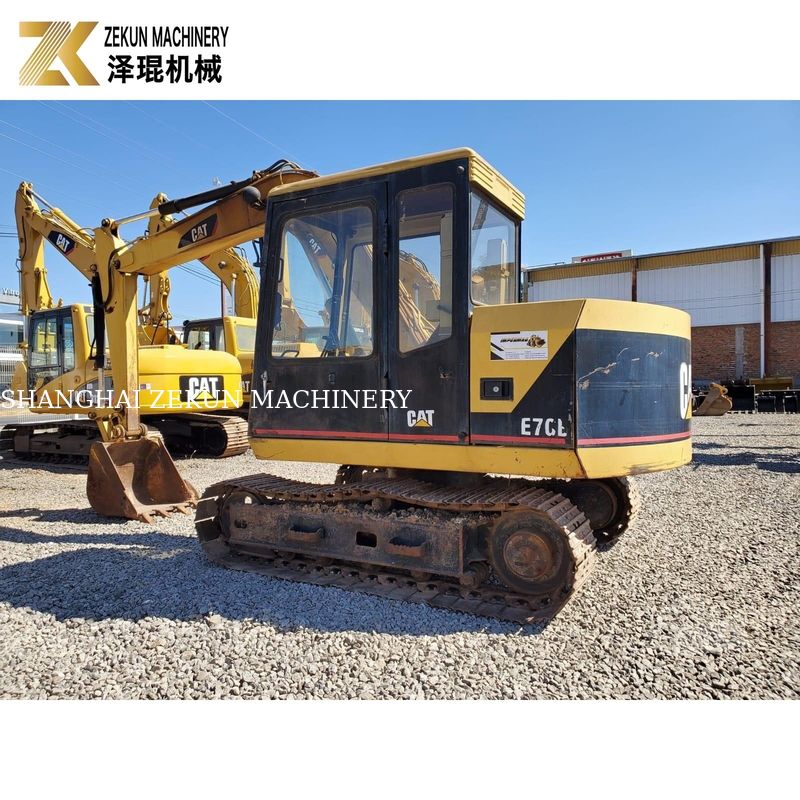 Japonya'da kullanılan CAT E70B kazık makinesi Shanghai'da rekabetçi bir yarışmada