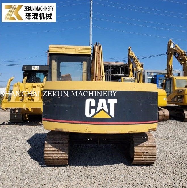 Japonya'da kullanılan CAT E70B kazık makinesi Shanghai'da rekabetçi bir yarışmada