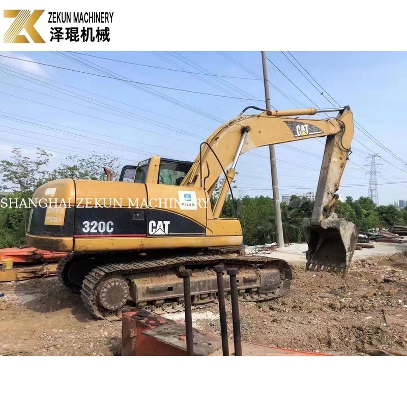 Kullanılmış CAT 320C Kazı makinesi 320 Çalışma saatleri 4001-6000 kova kapasitesi 0.8m3
