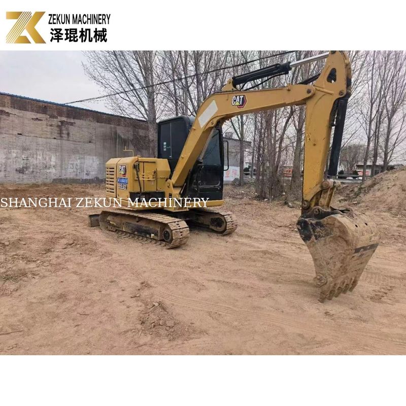 CAT 305.5E2 Caterpillar'dan Hidrolik Başparmaklı 5.5 Tonluk Kullanılmış Sürünen Kazıcı
