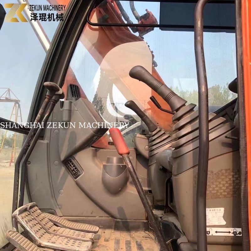 Kullanılmış Hitachi ZX75 Mini Kazıcı ZX75US ZX75US-3 Sahibi Orijinal Hidrolik Valf