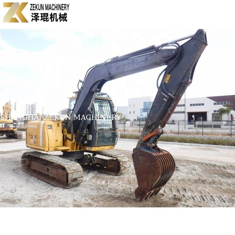 Japon Mini 8 Ton Hitachi 80 Ekskavatörü ZX80'de orijinal hidrolik valf kullanıldı.