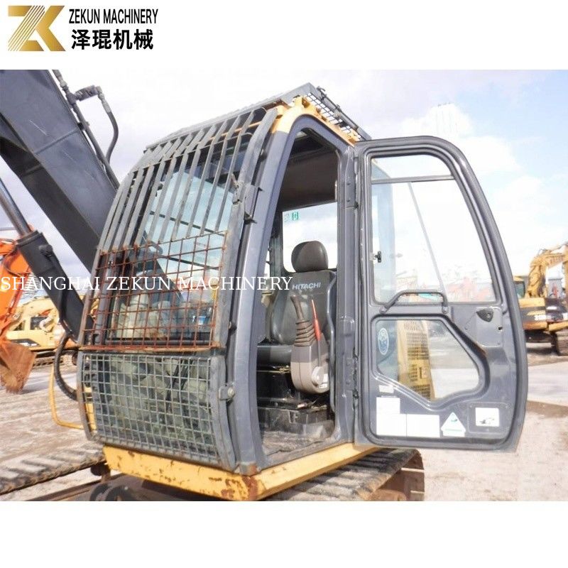 Japon Mini 8 Ton Hitachi 80 Ekskavatörü ZX80'de orijinal hidrolik valf kullanıldı.