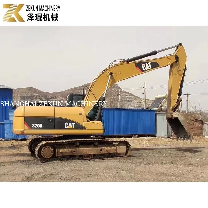 Japonya'da kullanılan CAT 320D sürünen kazıcı 20930 KG Makine ağırlığı CAT Hidrolik Valf
