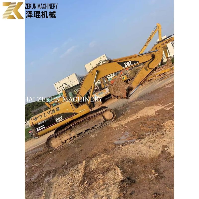 20 tonluk CAT 320C kazıcı kullanılmış ve müşterinizin gereksinimleri için iyi durumda