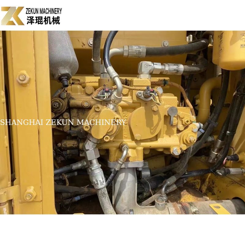 Kullanılmış Cat 313 Excavator 13 Ton 0,65m3 kova kapasitesi ile yol inşaat ekipmanları