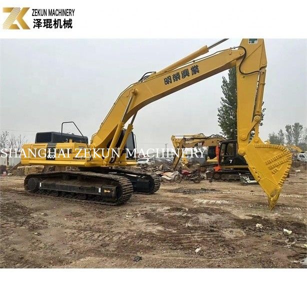1Komatsu PC400-7 kullanan.9m3 kova hidrolik sürünen kazıcı sorunsuz çalışma için