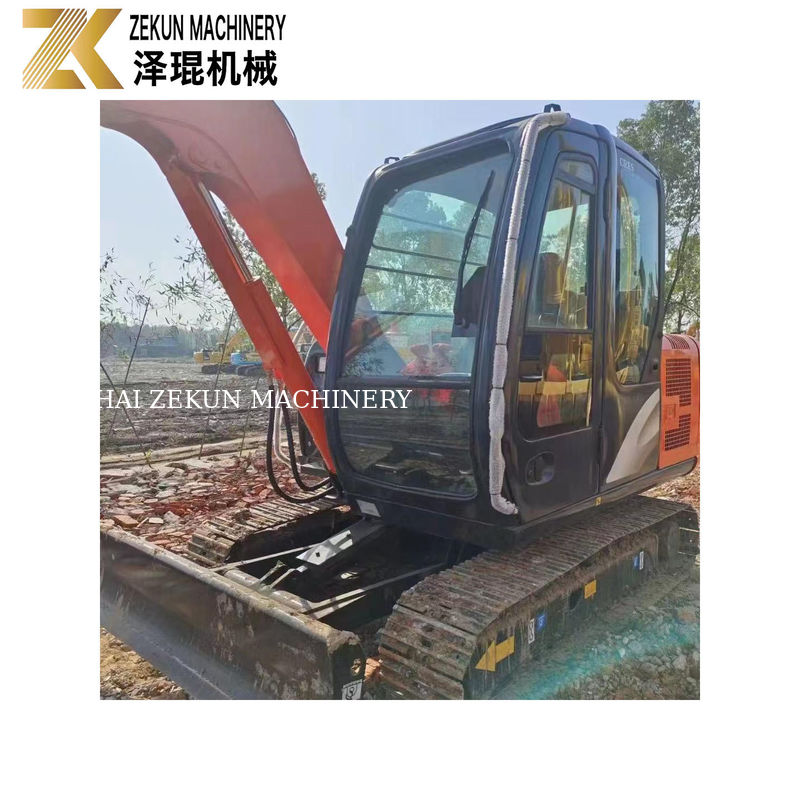 HITACHI ZX 60 6 tonluk Mini Kullanılmış Hidrolik Kazıcı 0.22 m3 kova kapasitesi ile