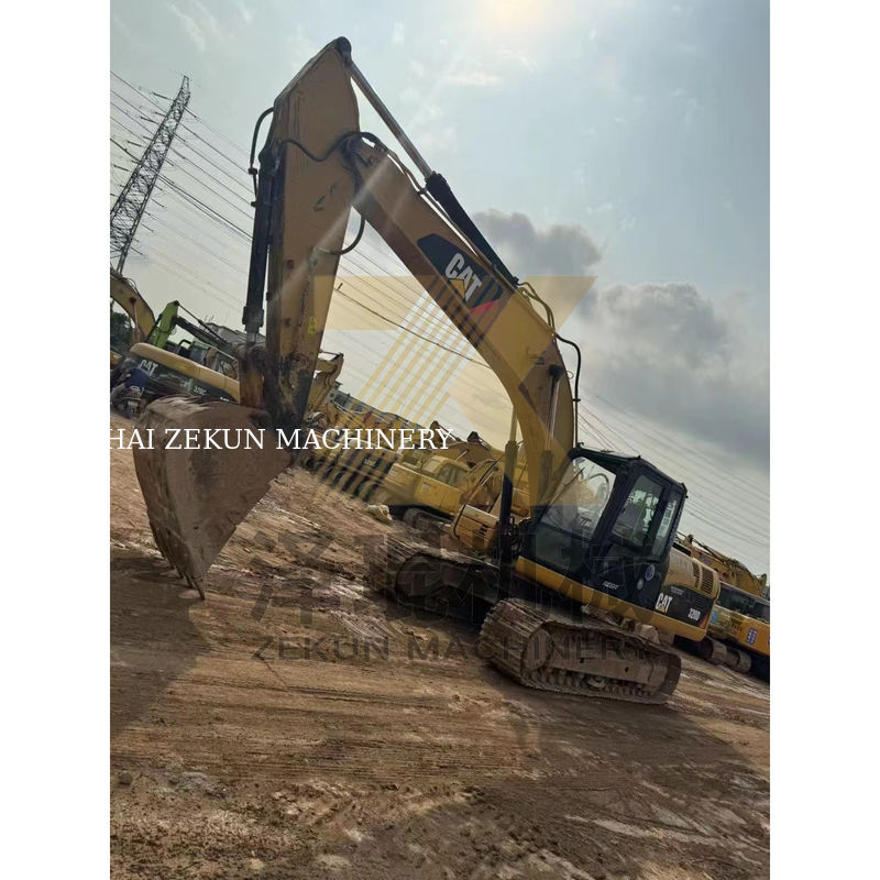 Japonya'da 20000 KG ağırlığında kullanılmış Cat 320D kazıcı iyi durumda