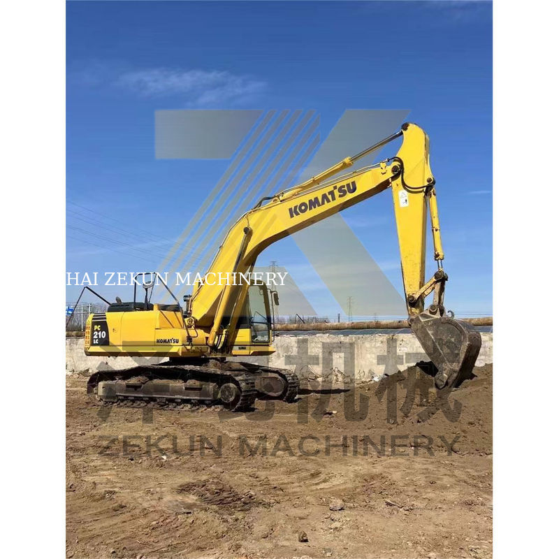 Komatsu PC210-8 PC210-8M0 Şangay'daki 21 Tonluk Çömlekçi 4001-6000 Çalışma Saati