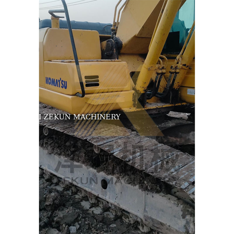 Komatsu PC200-7 PC200-8N1 Şangay'da 110KW motorlu Crawler Excavator Digger