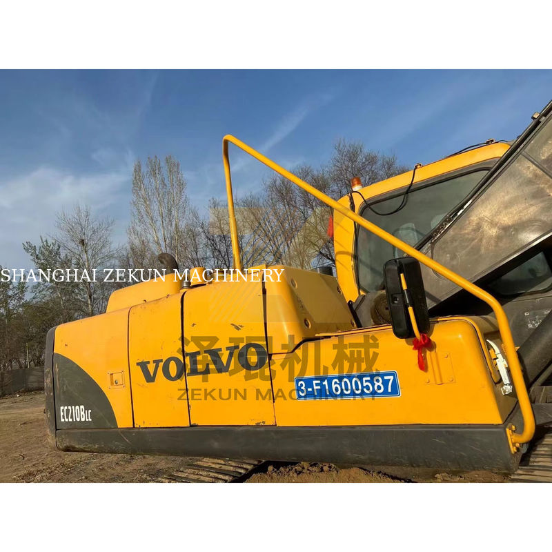 Kullanılmış VOLVO EC290 EC240BLC EC210/240B EC140 EC210 BLC VOLVO Motoru ile sürünen kazıcı