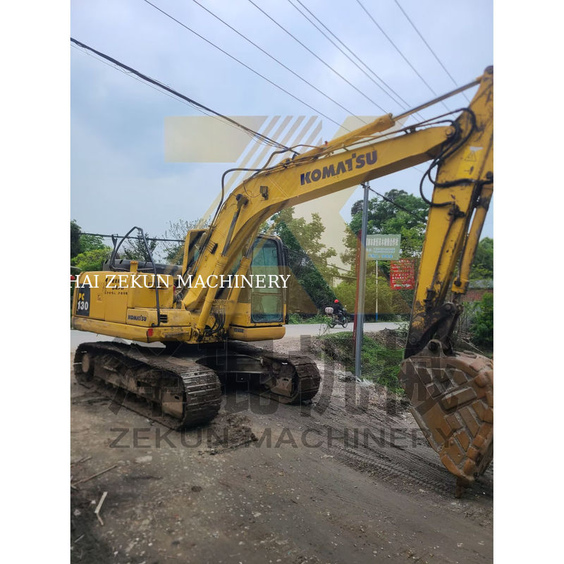 İkinci el Komatsu PC130-6/7/8M0 Çukur kazıcı için kazıcı mükemmel durumda