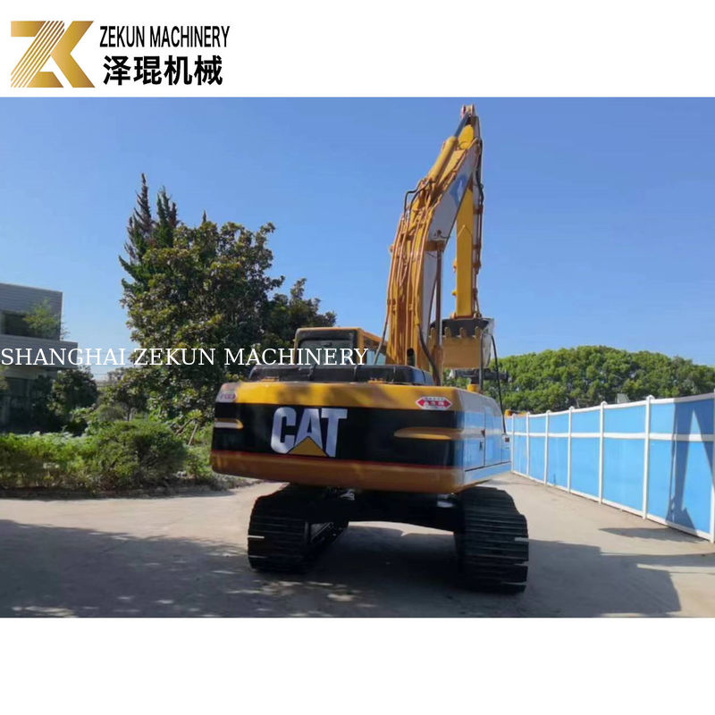 0.92 m3 kova kapasitesi ve 2001-4000 çalışma saati ile kullanılan Cat 320 BL kazıcı