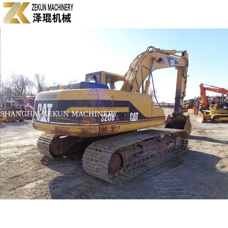CAT 320 BL kazıcı ve 97kw Caterpillar motoru ile toprak kazımı mümkün oldu