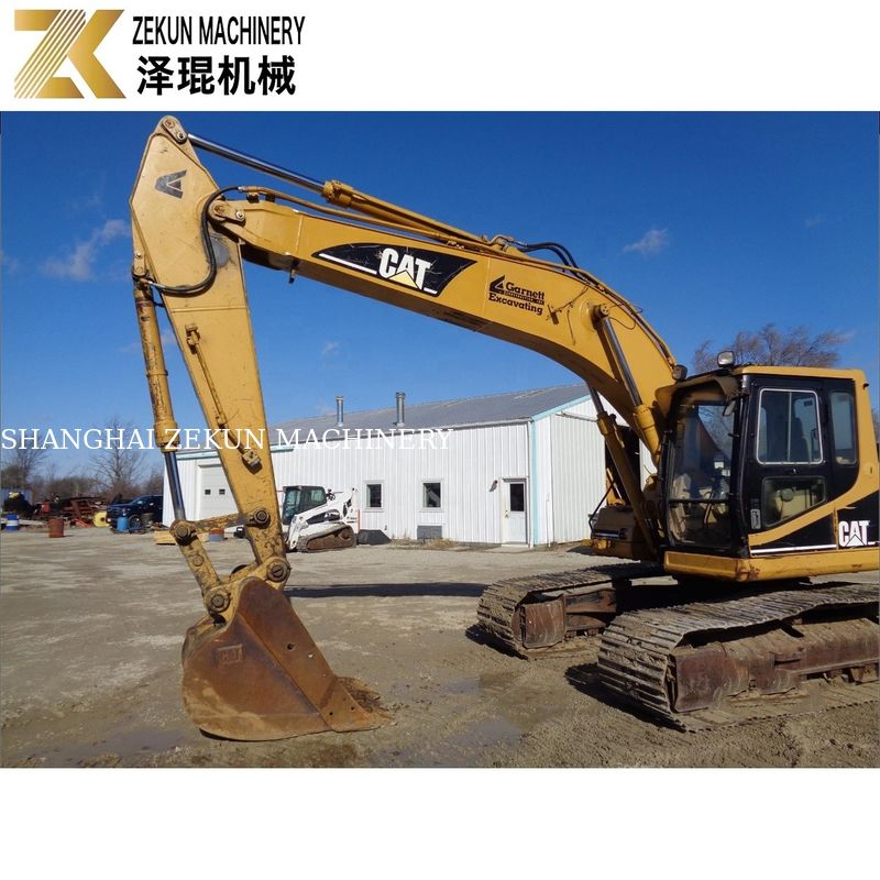 CAT 320 BL kazıcı ve 97kw Caterpillar motoru ile toprak kazımı mümkün oldu