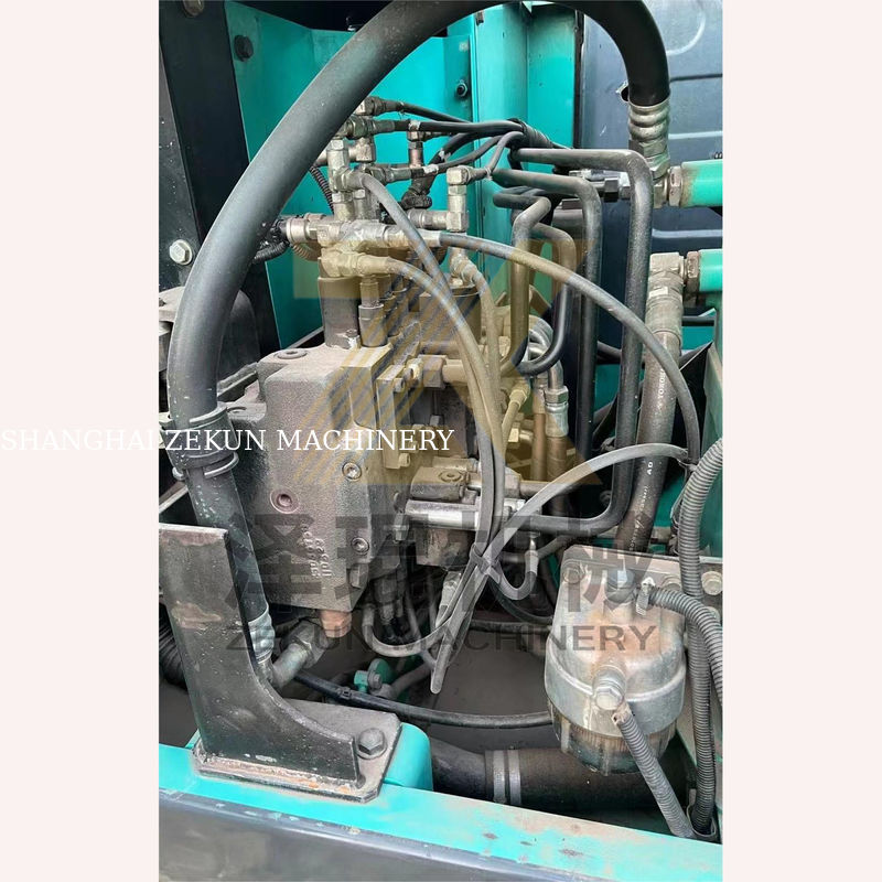Kullanılmış Kobelco SK75-8 ekskavatörü mükemmel durumda Şangay'da satılıyor.