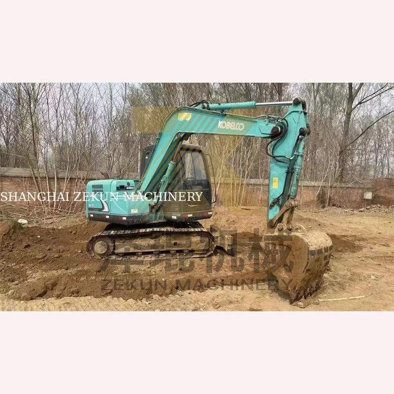 4001-6000 Çalışma Saati Kullanılmış Kobelco SK75-8 SR Nakit Satışı