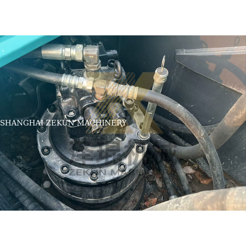 İyi durumda Kobelco SK350LC 8 1,6 m3 kova kapasitesi ve HINO motoru ile kazıcı