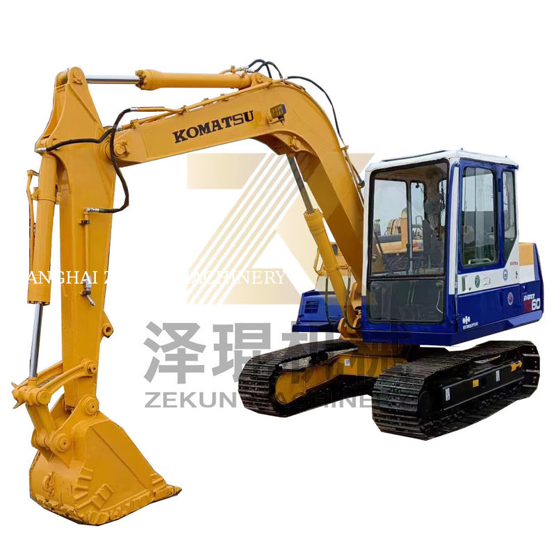 Kullanılmış Komatsu PC60-5 kazıcı diğer hidrolik silindirlerle ve 2022'de iyi durumda
