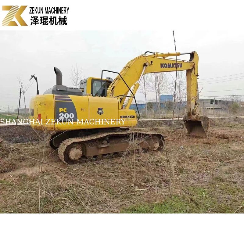 Kullanılmış Komatsu PC200-8MO sürünen kazıcı 2001-4000 saat Orta boyutlu