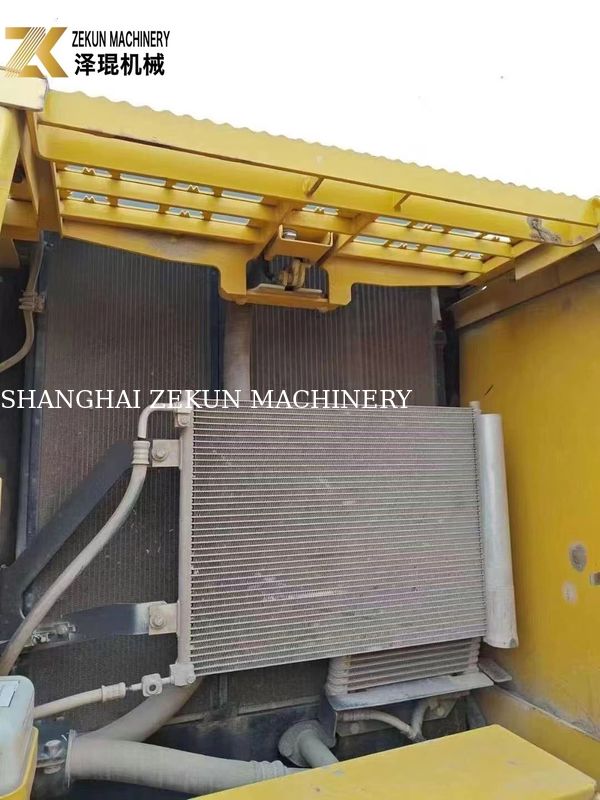 Kullanılmış Komatsu PC200-8MO sürünen kazıcı 2001-4000 saat Orta boyutlu