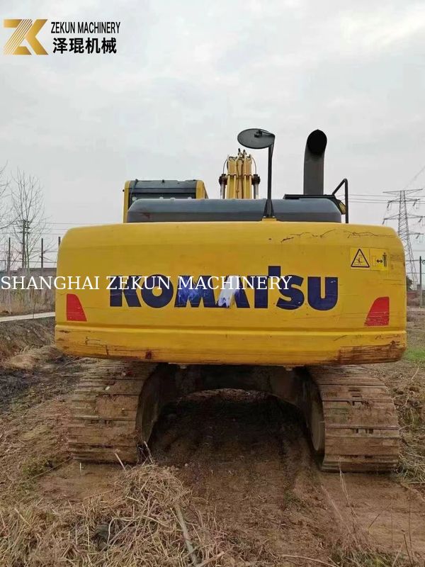 Kullanılmış Komatsu PC200-8MO sürünen kazıcı 2001-4000 saat Orta boyutlu