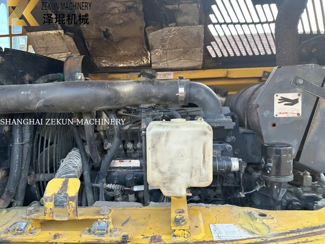 Kullanılmış Japonya Komatsu PC60-7 Kazı makinesi 6 ton orijinal renk KOMATSU Motoru