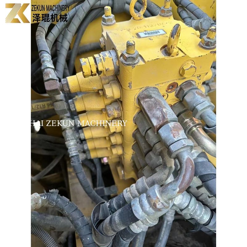 Kullanılmış Japonya Komatsu PC60-7 Kazı makinesi 6 ton orijinal renk KOMATSU Motoru