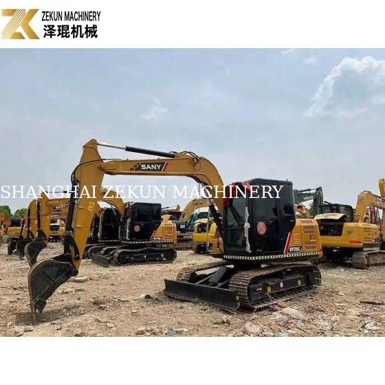 0.28m3 kova kapasitesi ve 2001-4000 çalışma saati ile kullanılmış Sany SY75 kazıcı