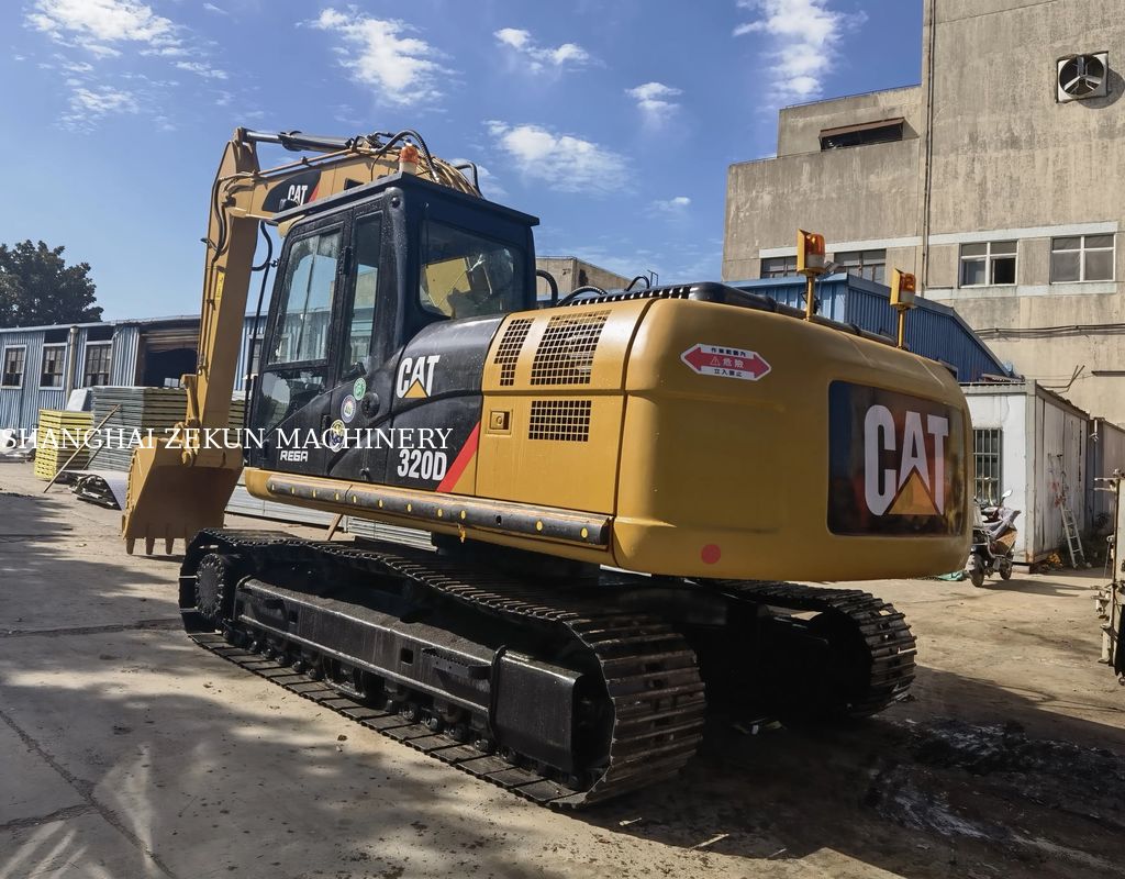 İnşaat Kazma 2015 Caterpillar Cat312 312D Shanghai Cat 312 C kazıcı ve çalışma ağırlığı 20 ton