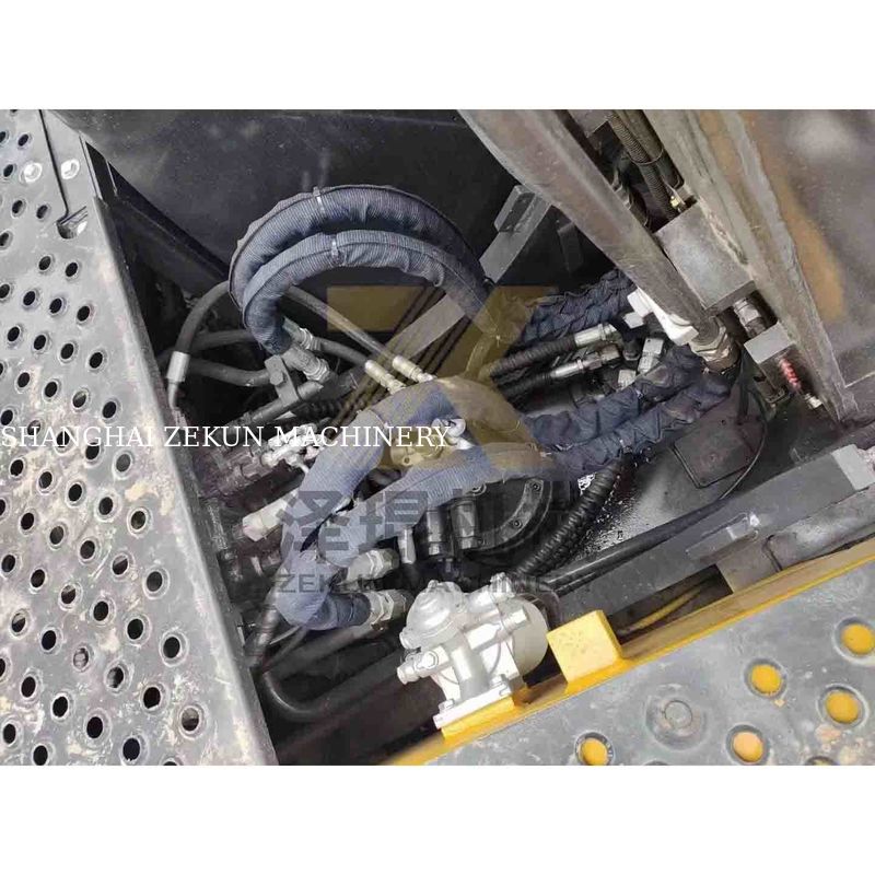 Diğer Hidrolik Pompa EC140 Ekskavator İyi durumda ve 15870 KG makine ağırlığıyla