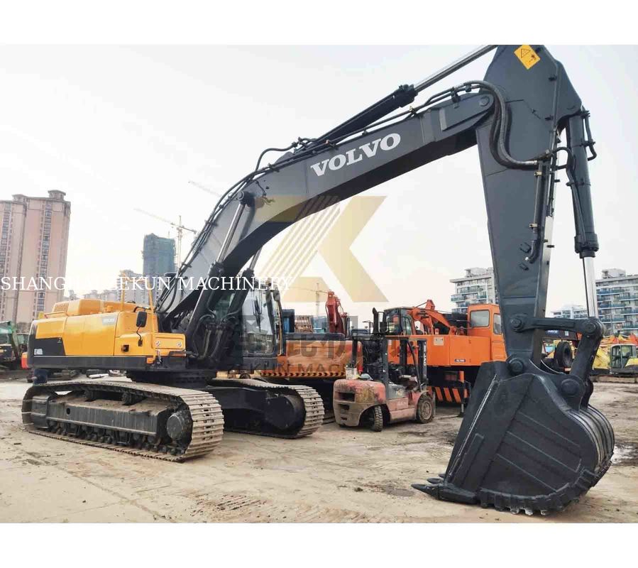 Kullanılmış VOLVO EC480DL kazıcı 270KW Güç ve 1.77 3.8 m3 kova kapasitesi