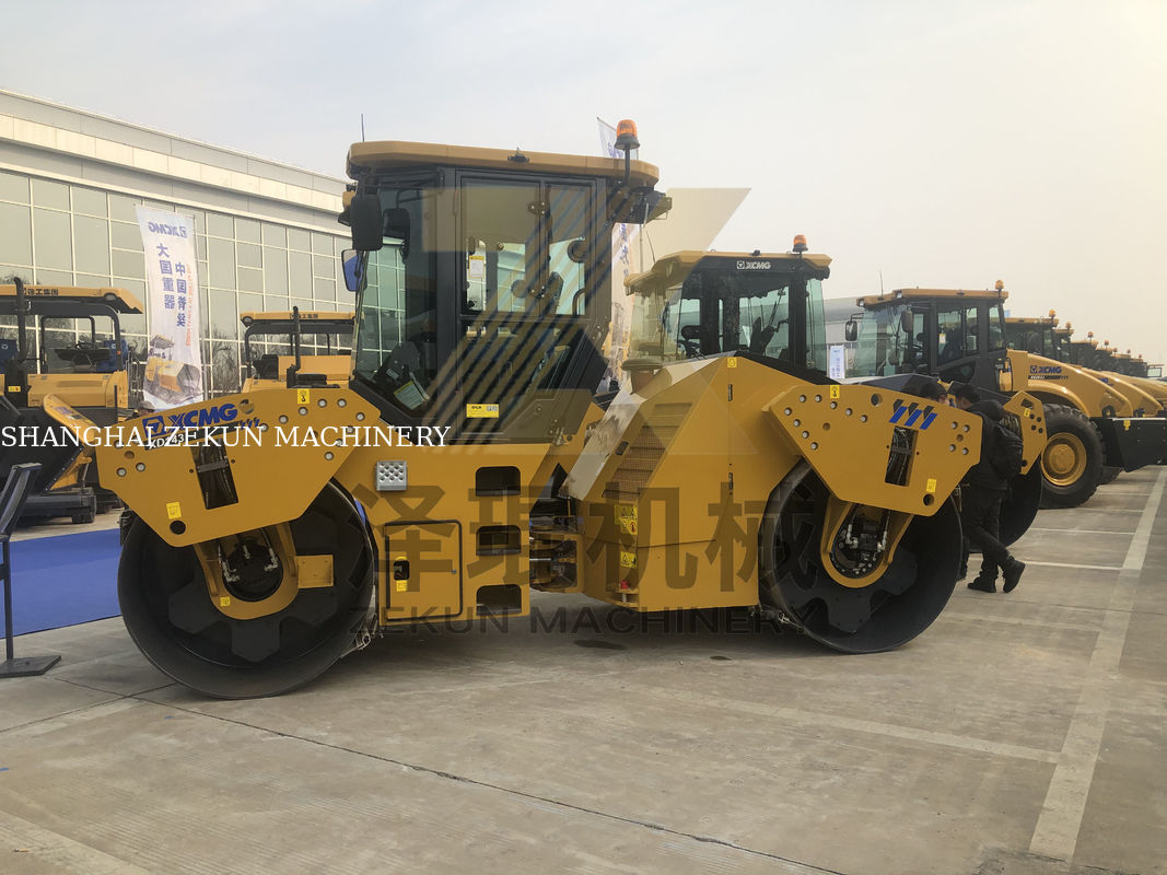 14 ton XCMG XD143 Çifte Davul Roleri Çin III Aşama Yol İnşaatı Ekipmanı