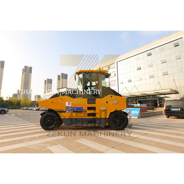 13 ton XCMG XP203 Lastik Roleri Çin 2. Aşama Yol İnşaatı Ekipmanı