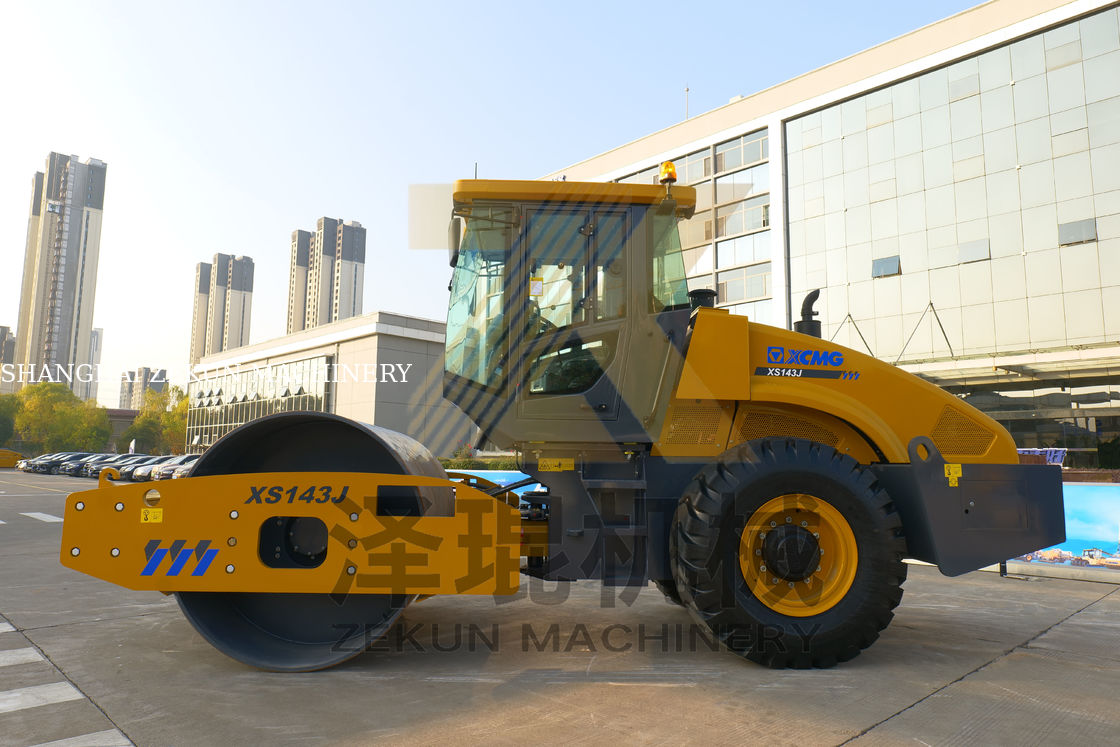 14 tonluk XCMG XS143J Tek davullu titreşimli rulo Çin 2. aşama