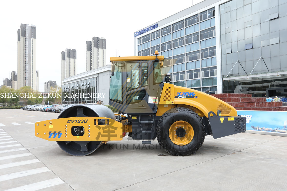 12 tonluk XCMG CV123U Davul Roller EU Stage T4F Yol Makinesi