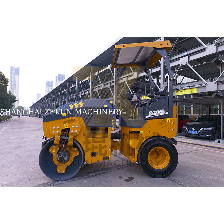 3.8T XCMG XMR403VT titreşimli rulo CHINA III aşama