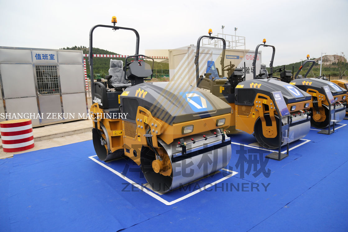 3 tonluk XCMG XMR303 titreşimli rulo Çin IV aşama yol makinesi