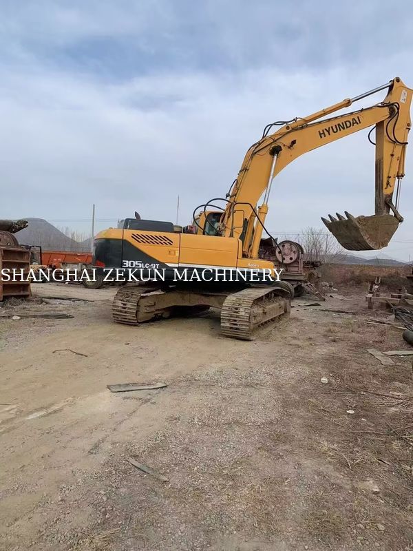 Hyundai 305LC-9T Excavator 17 818 çalışma saati mükemmel durumda