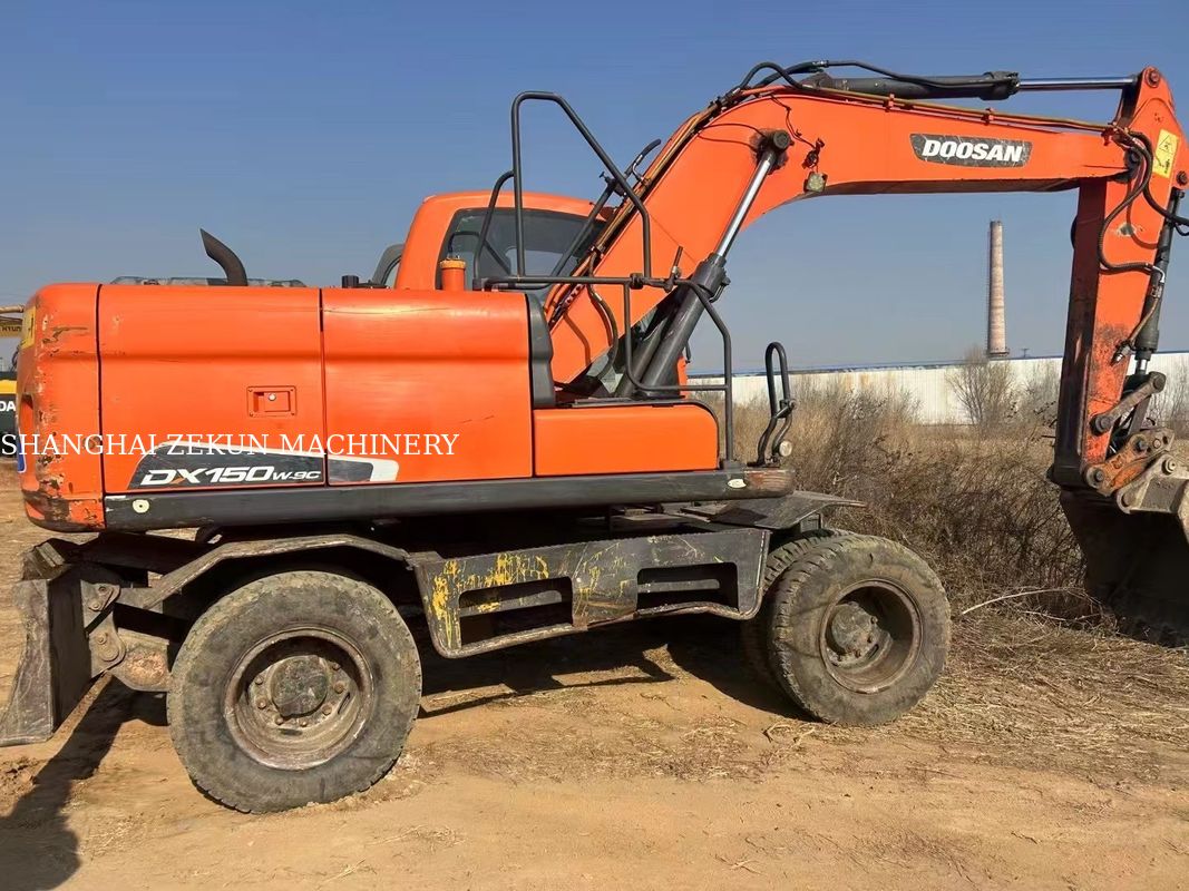 Doosan DX150W-9C kazıcı 15 tonluk tekerlek türü Satılık