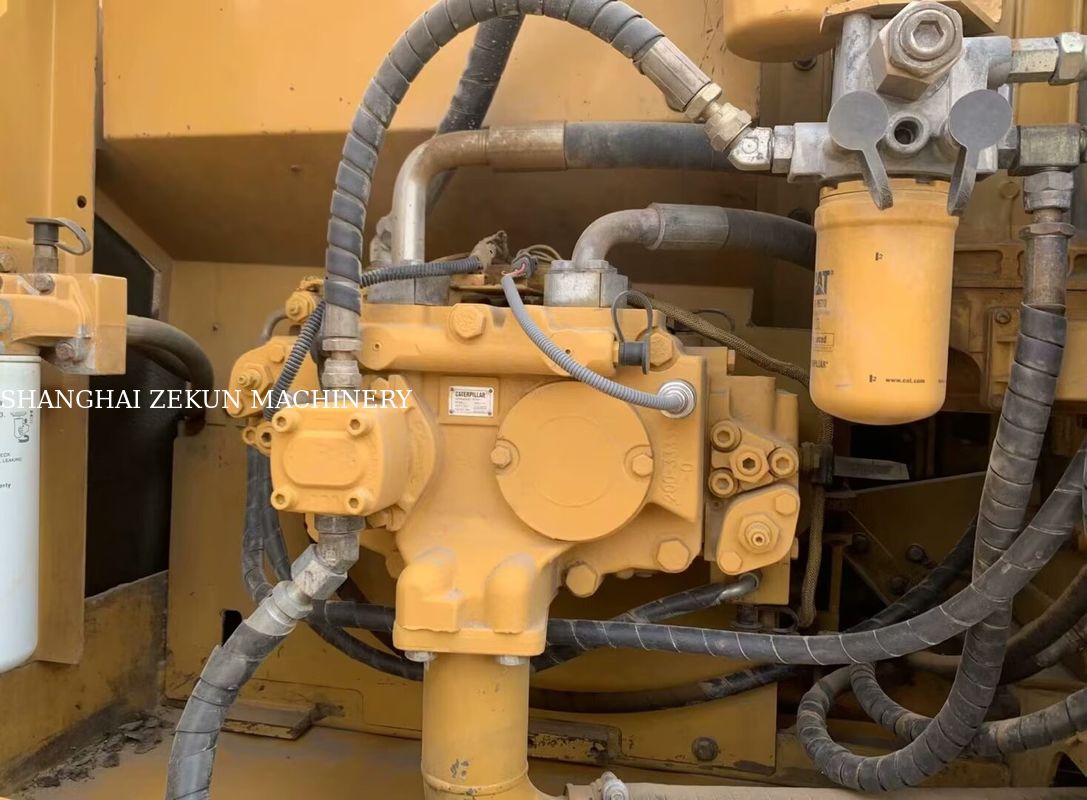 Çeşitli uygulamalar için çok yönlü 2020 Cat 323D2 kazıcı 23 ton 4877 saat