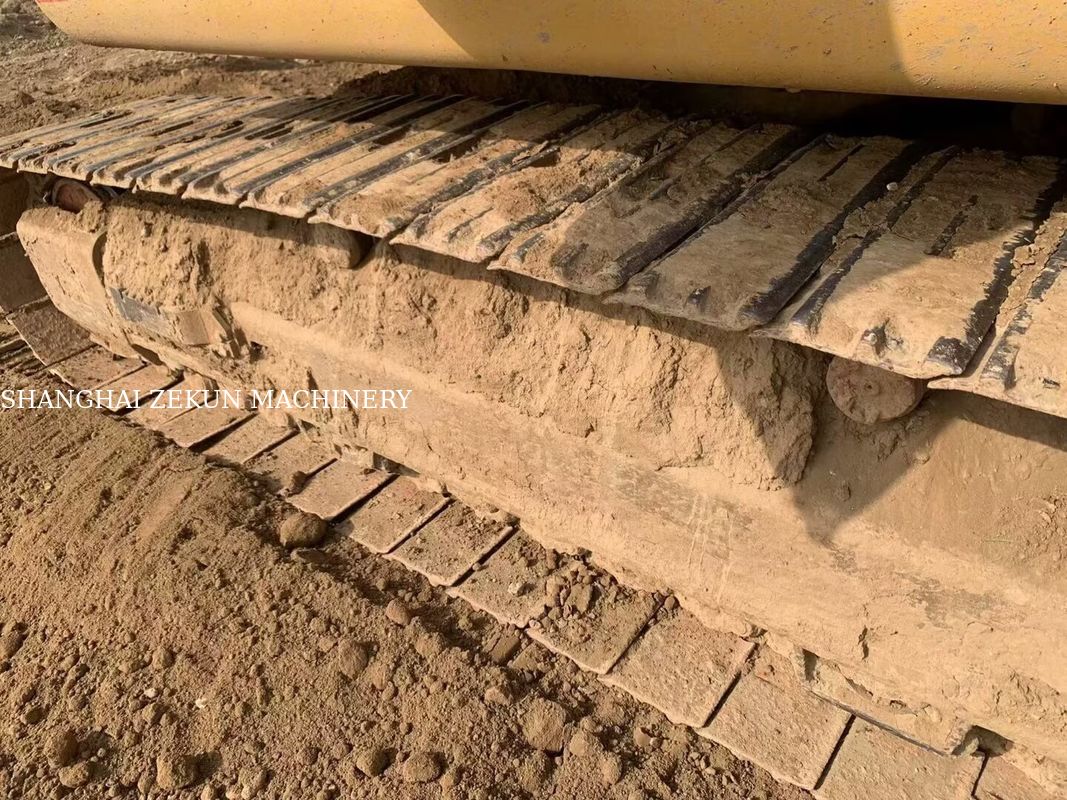 Çeşitli uygulamalar için çok yönlü 2020 Cat 323D2 kazıcı 23 ton 4877 saat