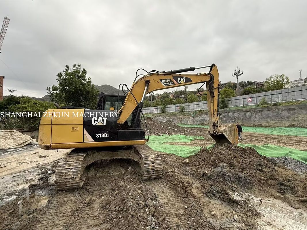 2016 Caterpillar 313D2 Hidrolik Kazı Makinesi 13 Ton Sınıfı Ağır İşler İçin En İyi Seçim