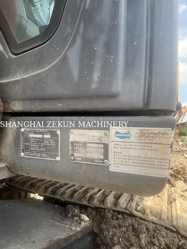 Kullanılmış Doosan DX500LC-9C Kazı makinesi 800 Rpm At Gücü ve En Yüksek Kazma Yüksekliği 11