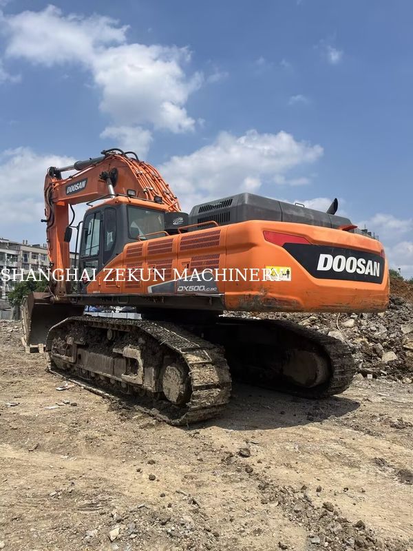 Kullanılmış Doosan DX500LC-9C Kazı makinesi 800 Rpm At Gücü ve En Yüksek Kazma Yüksekliği 11
