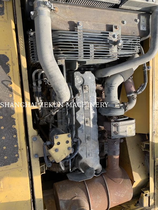 2015 Komatsu PC210LC-8MO Kazı Makinesi 100 Kg'lık çalışma ağırlığı ve 9 kg'lık en yüksek kazma kapsamı ile