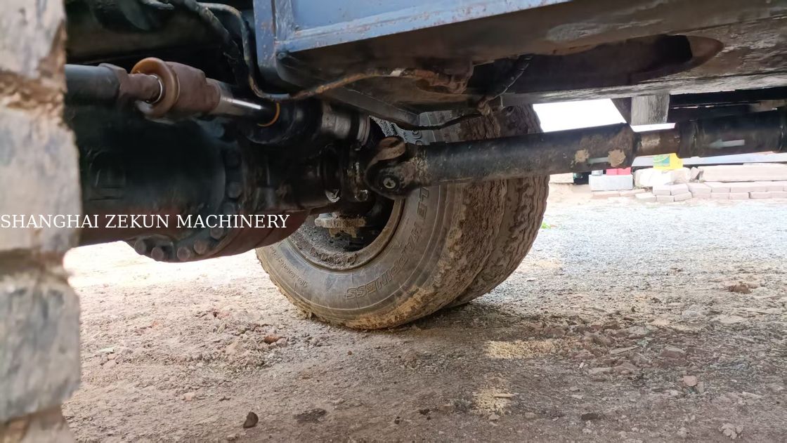 Hyundai R210W-9 Tekerlekli Kazıcı 330 L Yakıt Tankı Kapasitesi Ve Hidrolik Valf