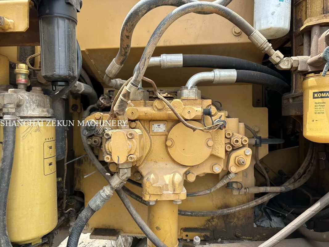 2014 CAT 320D2 Kazıcı 10 812 saat Ve Performans Hidrolik Akış Hızı 2 × 214 L/min Seyahat Hızı 3.5 / 5.5 Km/h