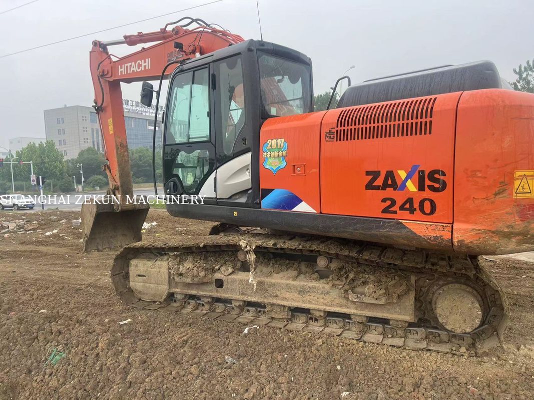 2022 Hitachi ZX200-5A Ekskavatör, Maksimum Kazma Yüksekliği 9 ve Dönme Hızı 13.3 Rpm, 5500 saat